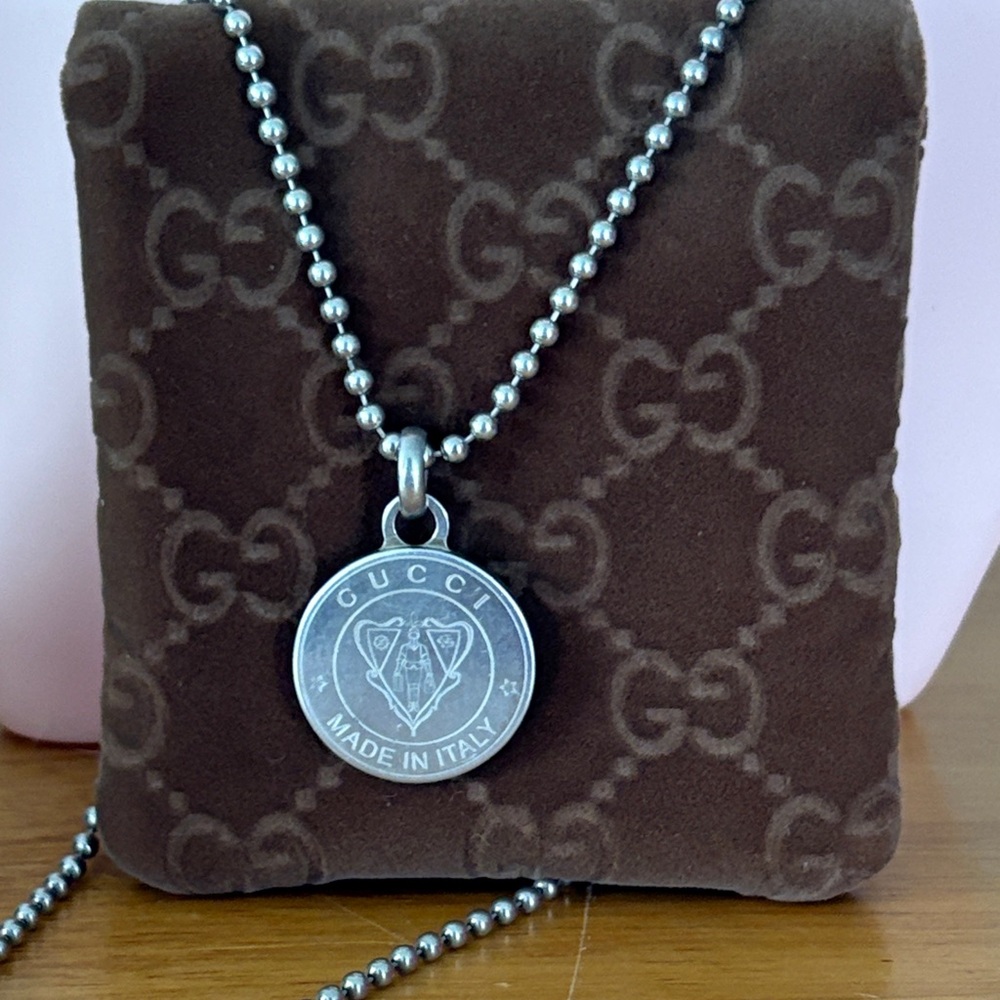 Gucci Crest Coin Sterling Silver Necklace Pendant Ball chain 20" VGUC - Picture 9 of 14